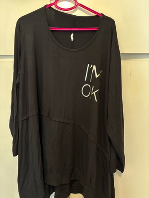 T-shirt with I’m ok print like new, black