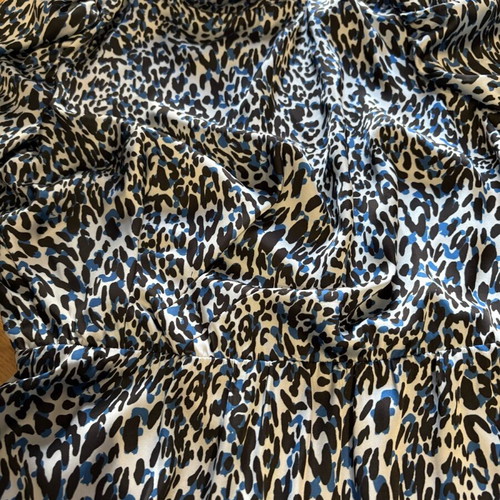 Lynne satin dress like new, size 36 with shoulder details