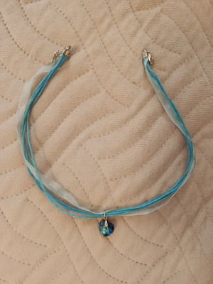 Blue choker with heart element new