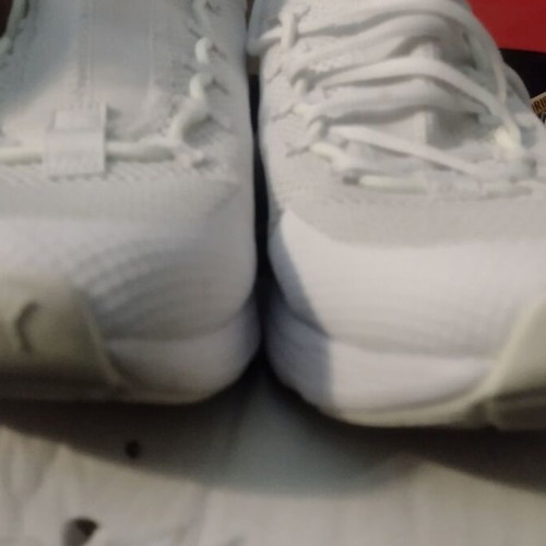 Puma men's athletic shoes like new, size 44