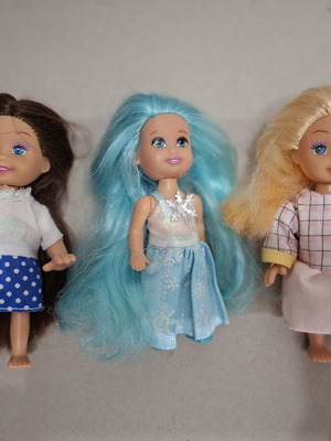 Dolls like new