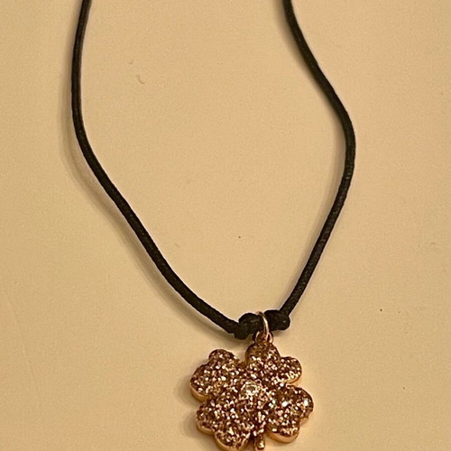Loisir necklace like new