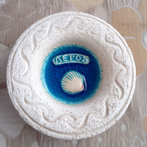 Handmade ceramic decorative plate with enamel, like new, 13 cm
