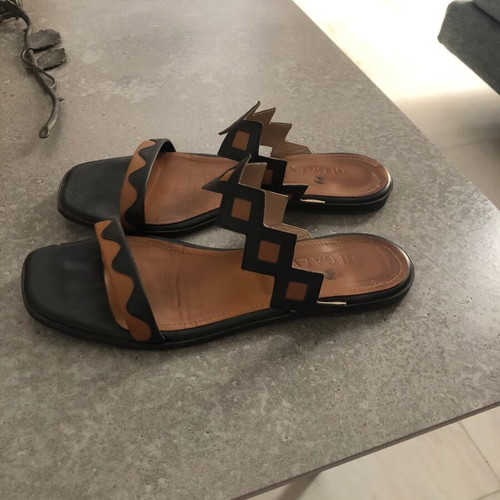 Di Gaia leather sandals used, black and brown, size 39