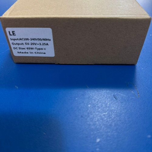 ZM-65W USB-C Universal Φορτιστής Laptop 65W Καινούργιος στο κουτί