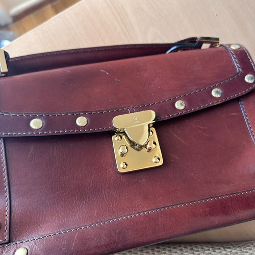 KEM leather handbag used with gold clasp brown