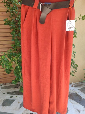 Airy pants new in ecru color with elastic waist and belt one size