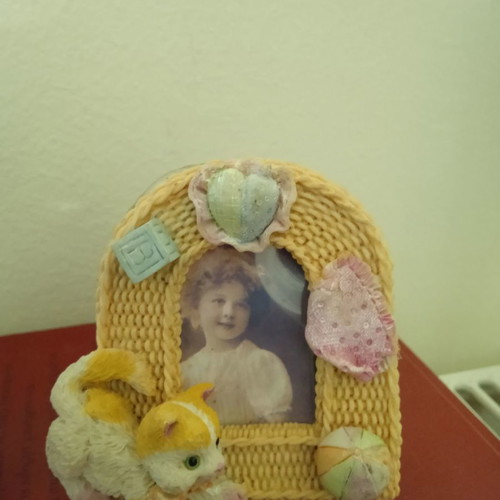 Collectible frames used, pack of 2, vintage with plaster details
