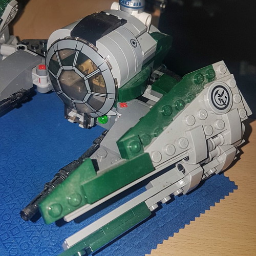 Lego Star Wars Yoda's Jedi Starfighter and R2-D2 like new