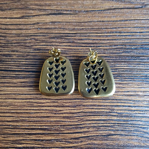Earrings with green stone and gold frame new