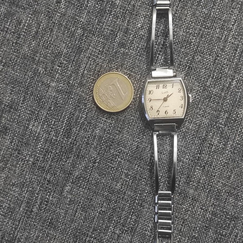 Luch women's watch used vintage 17 jewels with metal bracelet