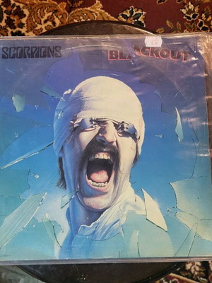 Scorpions Black Out vinyl used, metal