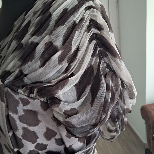 Gaetano Navarra animal print dress used, size L, grey beige