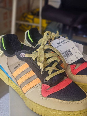 Adidas x Bad Bunny Forum PWR παπούτσια, μέγεθος UK 7 EU 40 2/3