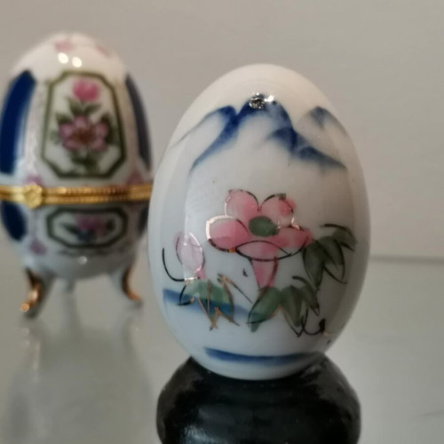 Porcelain eggs used vintage decorative floral set of 2 pieces