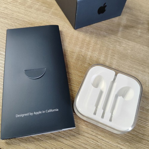 Apple iPhone 5 A1429 empty packaging box used