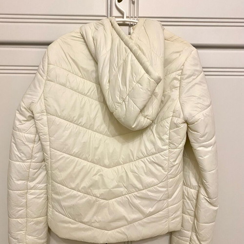 Bershka white puffer jacket size M like new