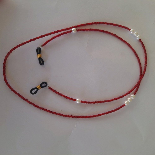 Handmade glasses chains made to order with beads and pearls 73-75cm