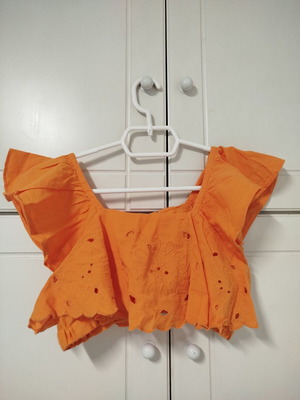 Zara orange crop top for girl 11-12 years used