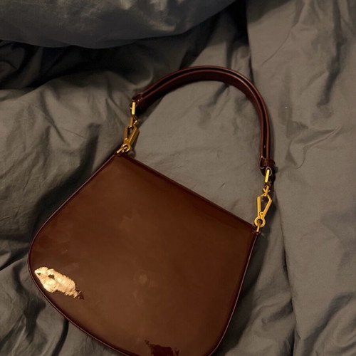 Saint Laurent Voltaire top handle bag new, red patent leather