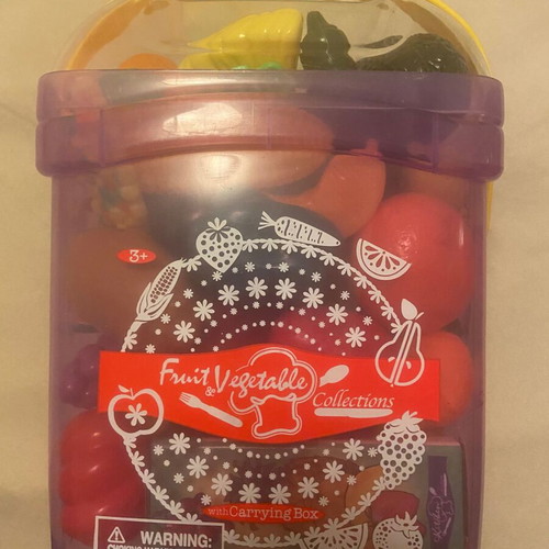 Fruit and Vegetable Play Set 40 Pieces with Storage Box new