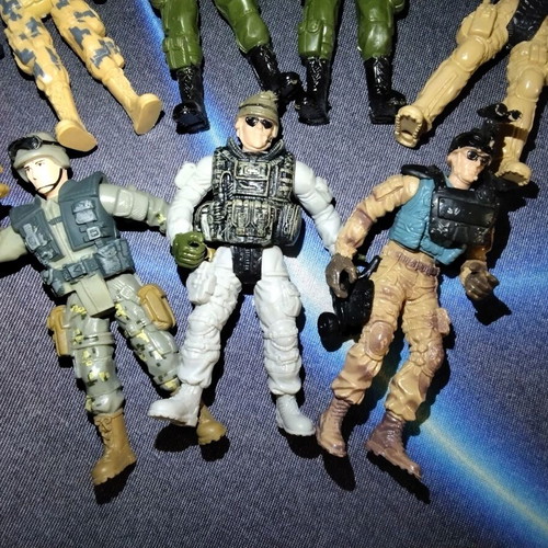 Chap Mei Soldier Force figures set of 7, 10 cm, used