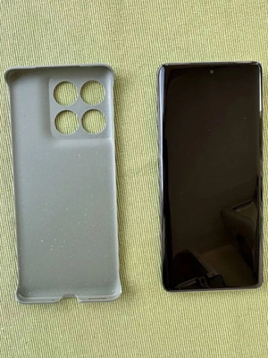 Motorola Edge 60 Pro 5G smartphone like new, 12GB RAM, 512GB storage
