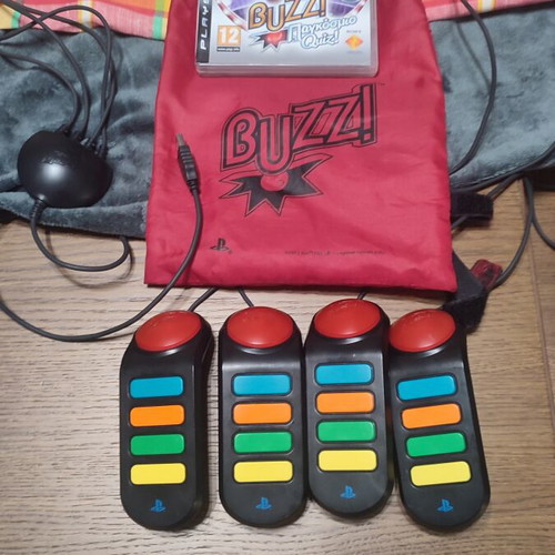 Buzz! World Quiz PS3 game used with 4 wired and 4 wireless buzzers