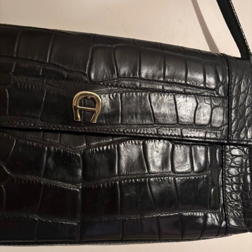 Etienne Aigner Croco Noir leather shoulder bag like new