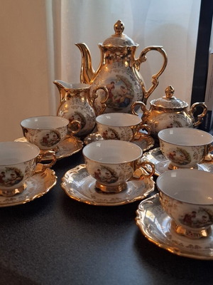 Vintage Bavaria porcelain tea and coffee set Fragonard style used, 15 pieces
