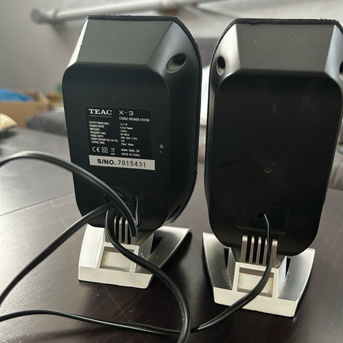 Speakers like new