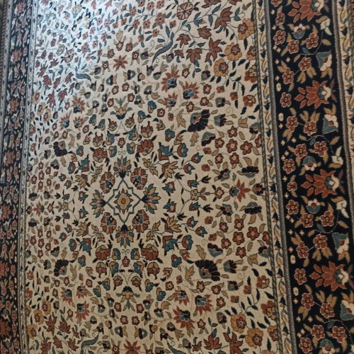 Synthetic machine-made rug 2.00x3.00 new, velvet texture, antistatic