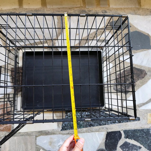 Dog cage like new