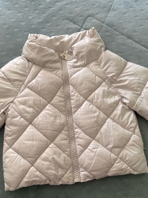 Desiree short quilted jacket size Small like new