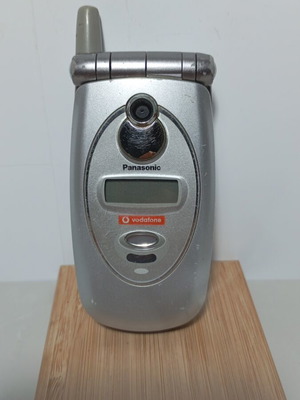 Panasonic GD87 used clamshell mobile phone with camera