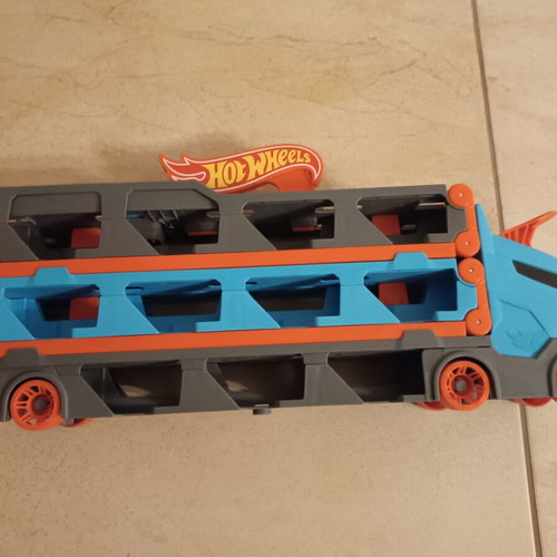 Hot Wheels Truck like new
