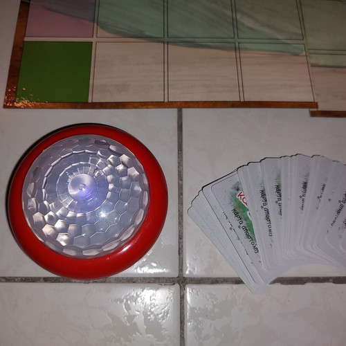 Froufakia kai Zoakia board game like new