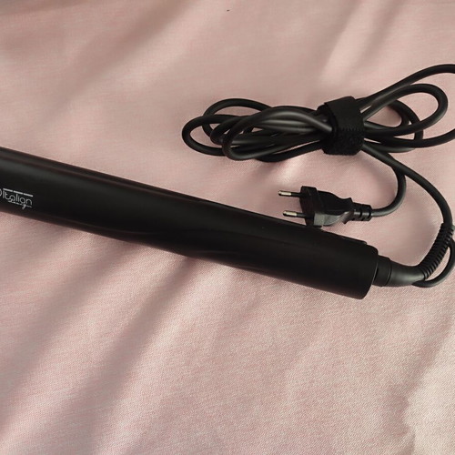 ID Italian Twister Premium 2 in 1 Hair Straightener like new