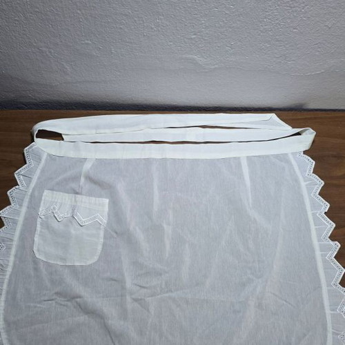 Vintage white waist aprons set of 3 like new with lace designs