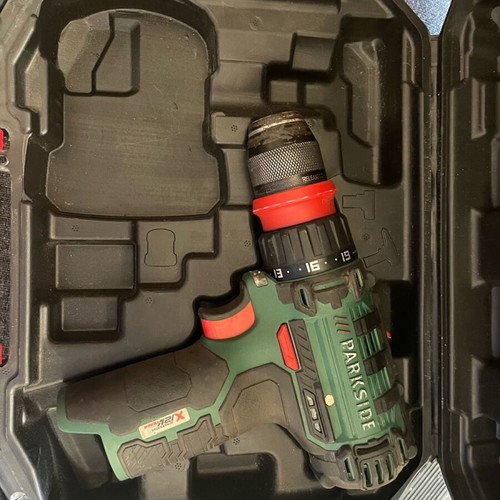 Screwdriver like new, with or without batteries