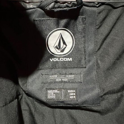 Volcom snowboard jacket like new, medium size, waterproof