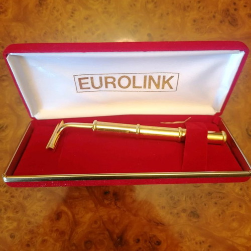 Shaving razor in red velvet case new