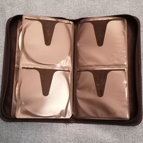 Fabric CD/DVD case for 48 discs like new