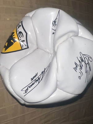 AEK football ball used with signatures 2006-2007