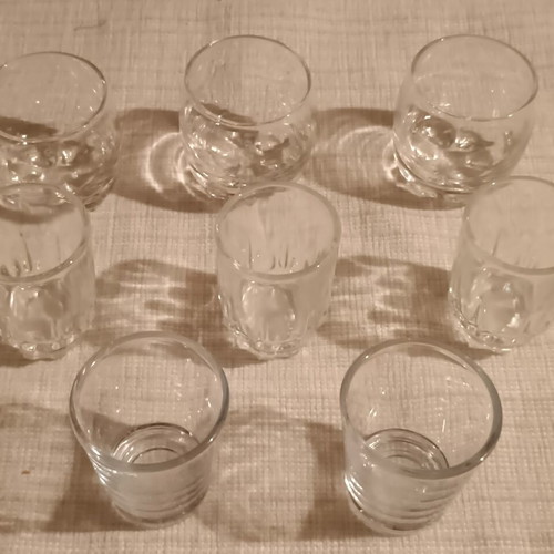 Set of 8 wedge shot glasses new condition