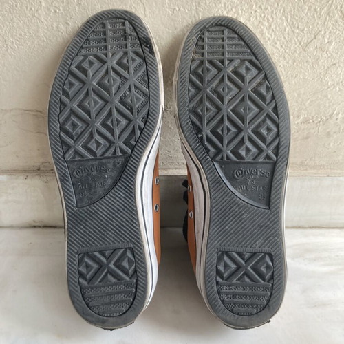 Converse All Star Hi Zip casual shoes used, size 43, orange and black