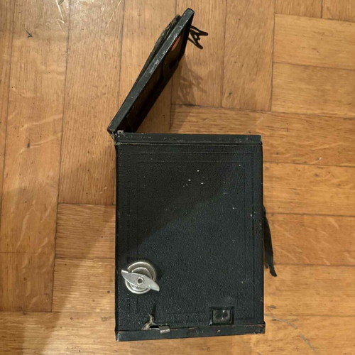 Kodak No. 2A Brownie camera used, collectible box model