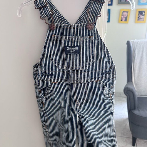 Osh kosh overalls for baby boy like new 3-6 months