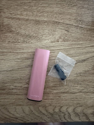 Vilter Aspire electronic cigarette like new, pink with new mouthpiece
