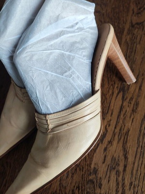 Vivace Italian leather mules used, beige, size 36